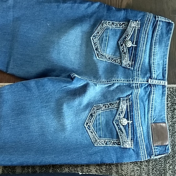 Jeans - Picture 3 of 6